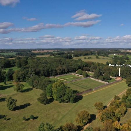 The Walled Garden At Woodhall Estate Hertford Bagian luar foto